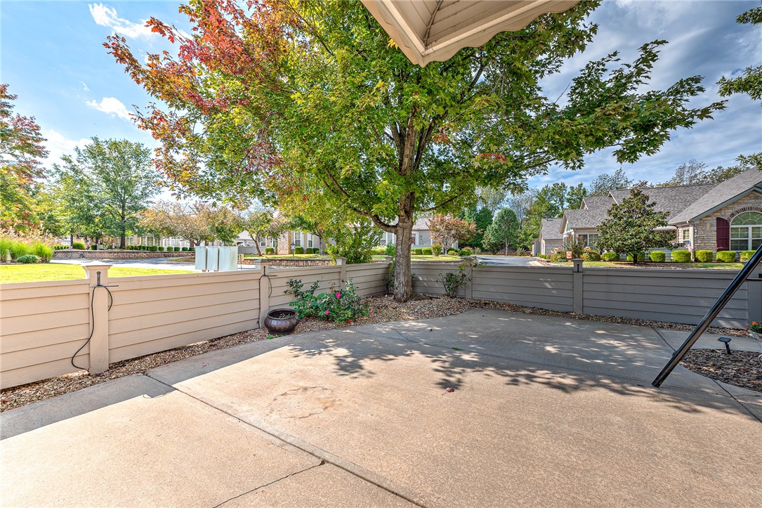 Arbors At Pinnacle Ridge Rogers - Residential