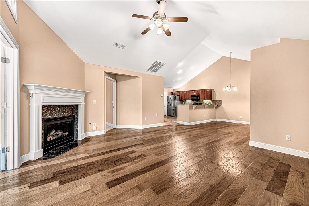 Arbors At Pinnacle Ridge Rogers - Residential