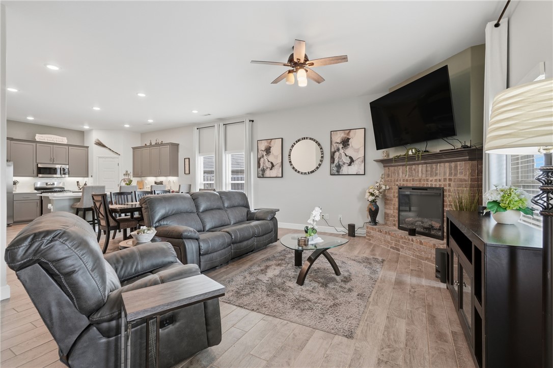 Avalon Sub Ph 1 Pea Ridge - Residential