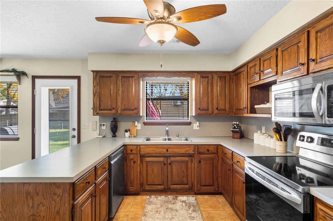 Lester Sub Ph Iii - Residential