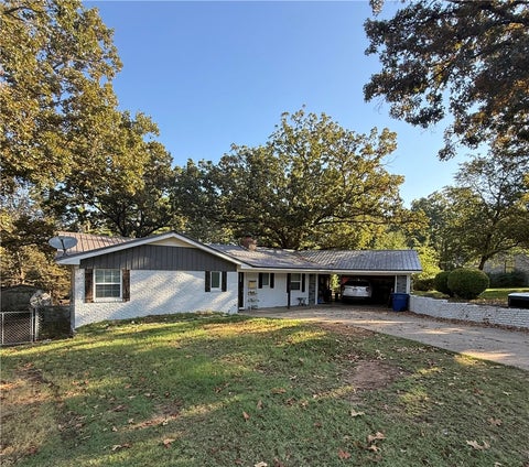 Photo of 10033 Mockingbird Lane, Dardanelle, AR 72834 (MLS # 1362760)