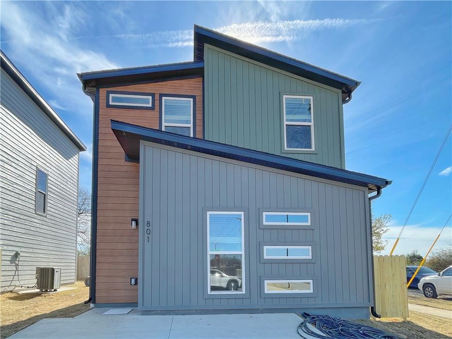 Move into an adorable 2BR/2.5BA home before Christmas! Modern, smart, affordable living! Looking for that first home, wanting to downsize and simplify, or looking for a low-maintenance investment property, Featherston Village may be exactly what you've been looking for. Never think about lawncare again! Everything you need in a great location. Wonderful new subdivision in Bentonville School District. Less than 5 miles from Walmart Corporate office.