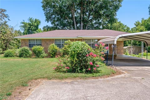 Photo of 1304 N Main Street, Mulberry, AR 72947 (MLS # 1356178)