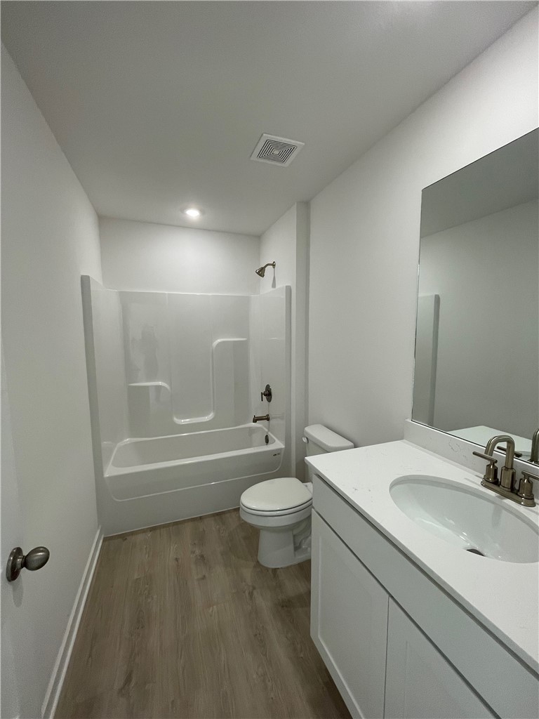 AIDEN'S PLACE - Residential Lease