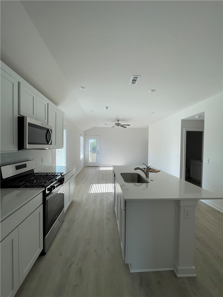 AIDEN'S PLACE - Residential Lease