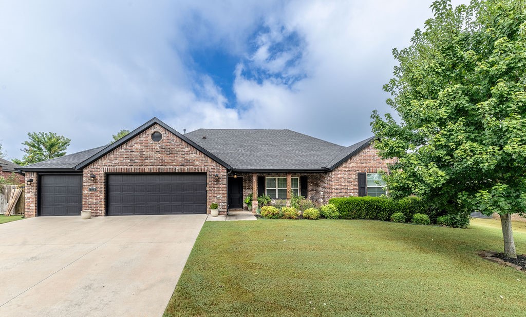 Falcon Ridge - Residential