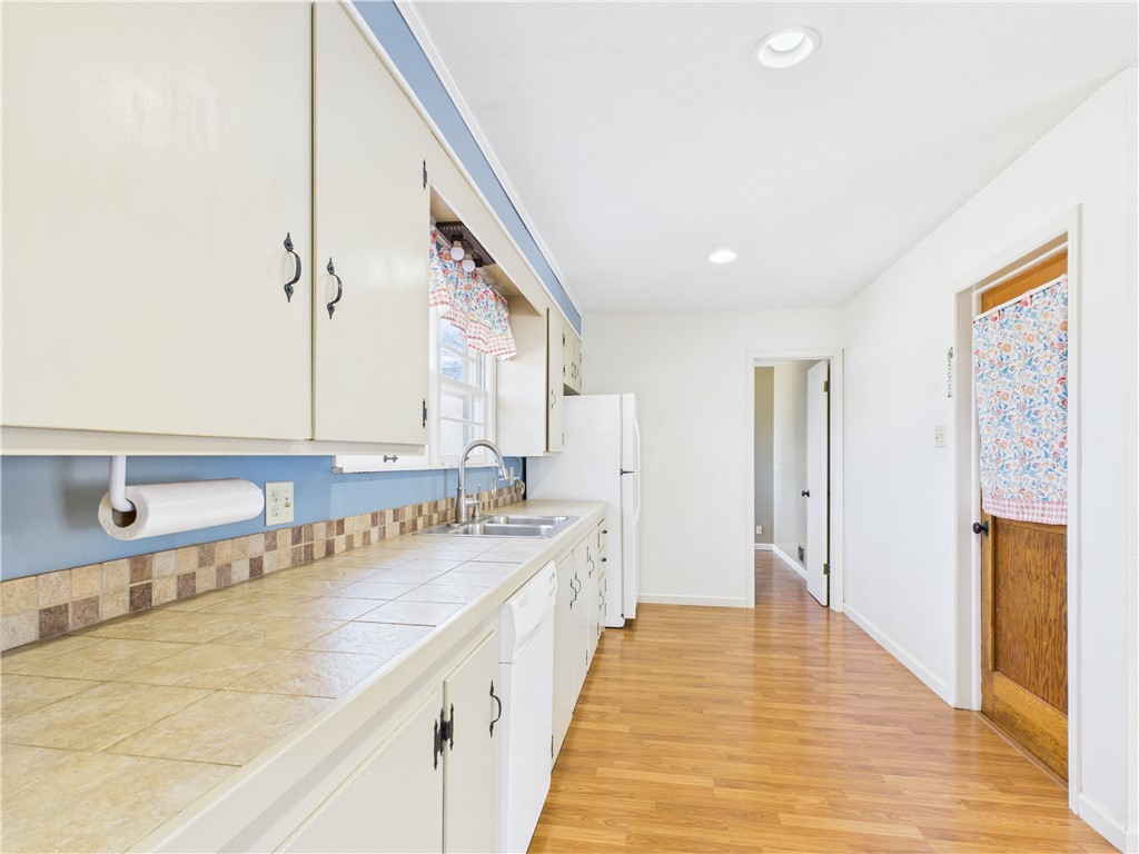 Lillie Shaddox Iii - Residential