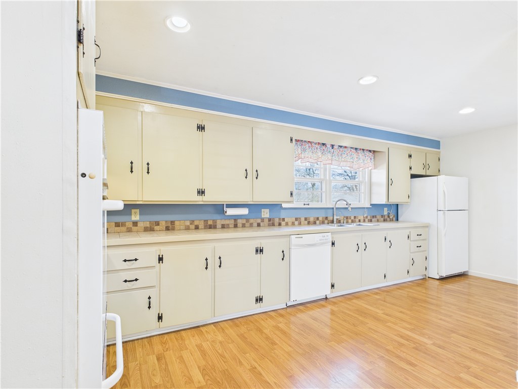 Lillie Shaddox Iii - Residential