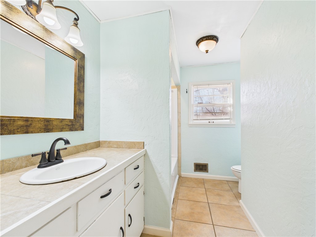 Lillie Shaddox Iii - Residential