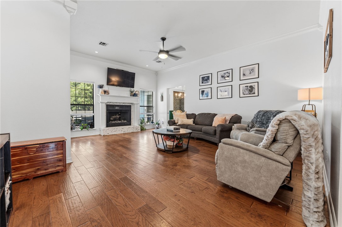 Willows Add Siloam Spgs - Residential