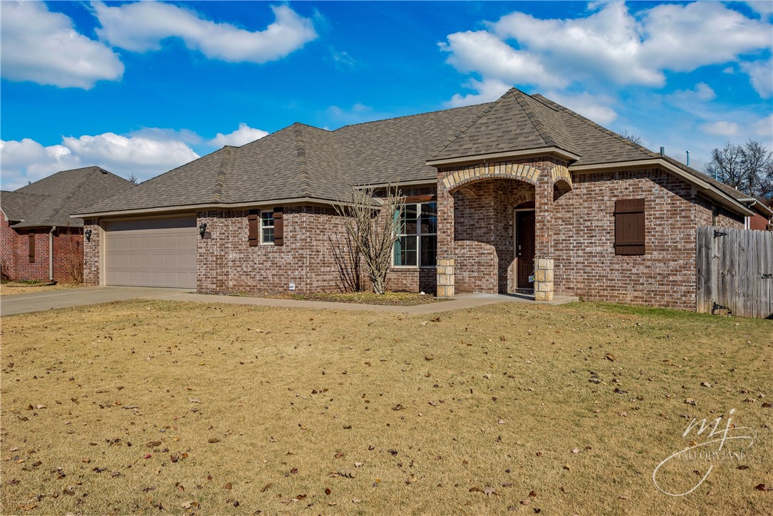 This completely upgraded home is centrally located in NWA and just waiting for someone to take it home for Christmas! With a spacious, open floor plan that is perfect for entertaining guests, this little gem boasts a cook's kitchen complete with a large island, granite countertops, stainless steel appliances, and an extra deep stainless sink. The master bedroom is tucked away in the split floor plan, and the master bath has double sinks, a walk in shower, and a jetted soaking tub with beautiful decorative columns. The flooring throughout is newly laid luxury vinyl plank, and the roof was recently replaced in 2020. Home is wired for sound both inside and out. The exterior also serves as an entertainer's dream with a large pergola, extended patio, and an above ground saltwater pool with custom decking and stone walkway. The garage also contains a storm shelter built into the garage floor. Home is located in Har-Ber School Dist. Tell Santa to put this one on your wish list!
Open House: Sun, Nov 28 from 1pm-3pm