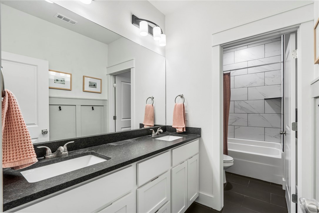 Annika Estates Ph Ii Centerton - Residential