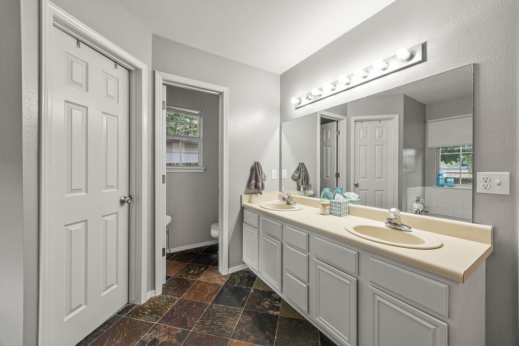 Fieldstone Ii - Residential