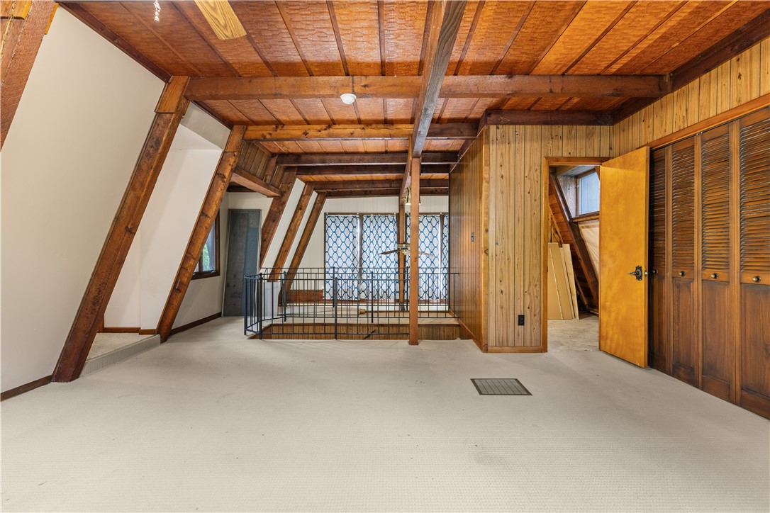 Unit 8 Holiday Island - Residential