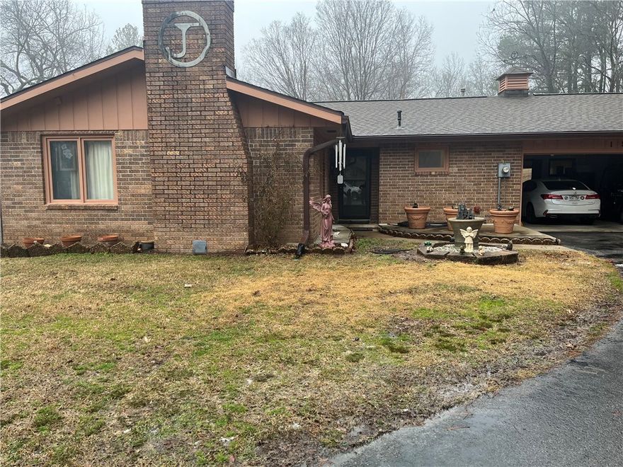 Built in 1972, 2836 sq ft 3 bedroom, 3.5 baths. First house, flooring is all ceramic tile. Large living room with wood insert, formal dining room, large kitchen with island and lots of cabinets. Three bedrooms and three baths, covered rock patio. Metal shop 54' x 47' with wood heat and wired for welder, 2140 sq ft barn. 4 ponds, great views, asphalt driveway.