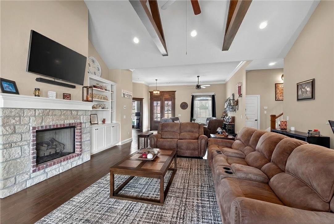 Waterford Estates At Hissom Ranch - Residential