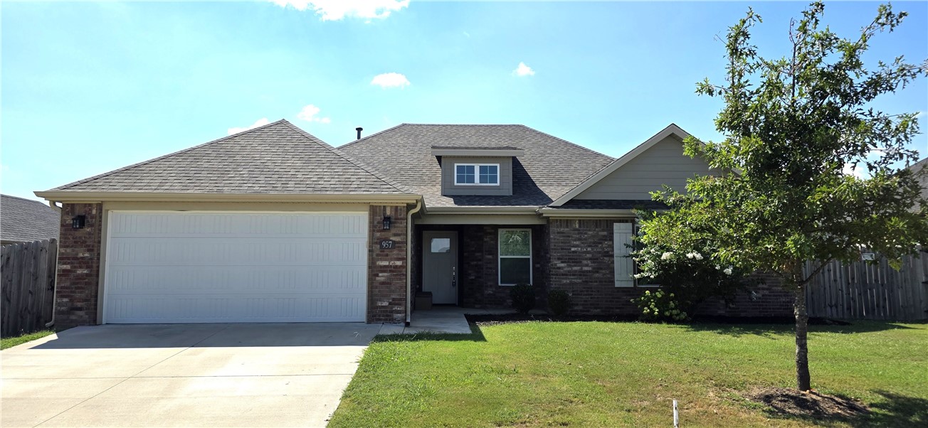 Great location & neighborhood. Newer 3 bedroom, 2 bath, 2-car garage with fenced backyard. No smoking in home, no basketball goals or trampolines.