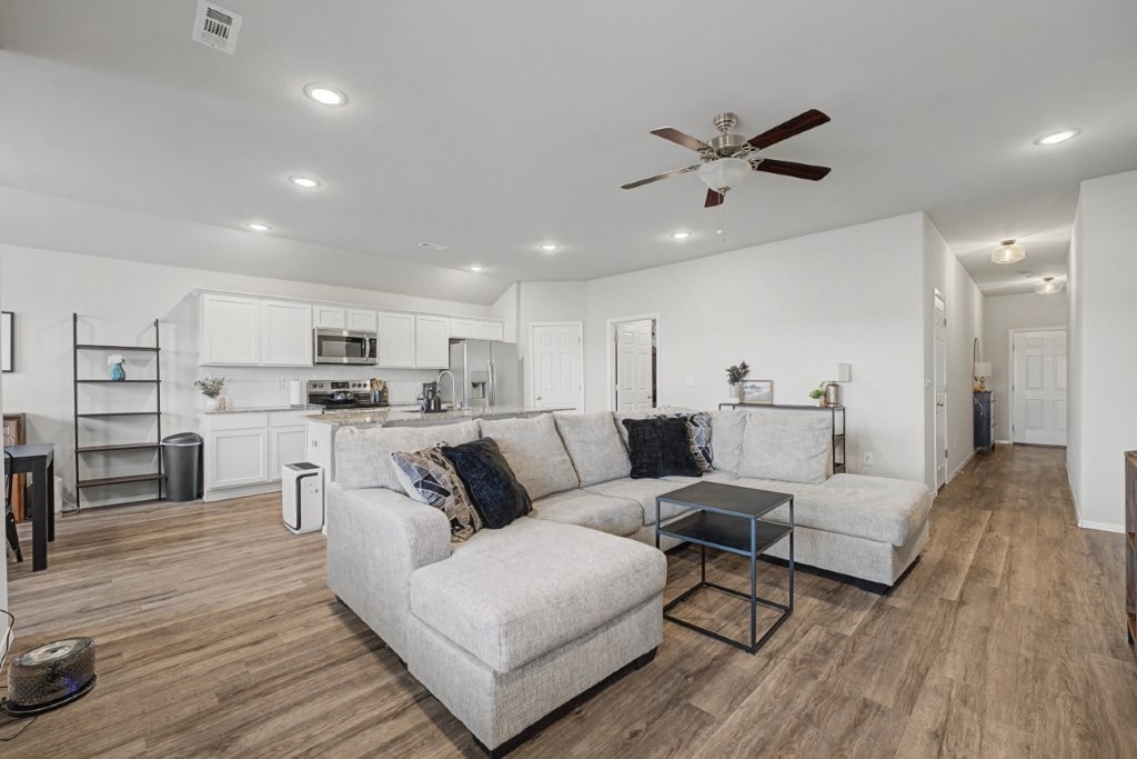 Lakewood Sub Ph VII Lowell - Residential