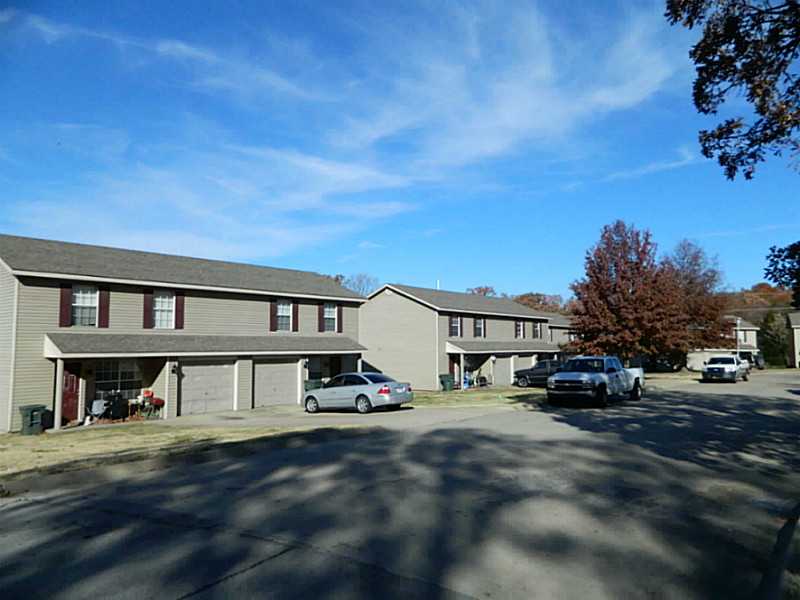 PRIME LOCATION!! 97% OCCUPIED!! 60 doors consisting of 42(2BD/1.5BA/1 car garage) town homes located on Honeysuckle and Sunflower near NWA MALL, & I-49. 2(2BD/2BA/1 car garage) townhomes located on Old Missouri, and 16 units located off Wedington.