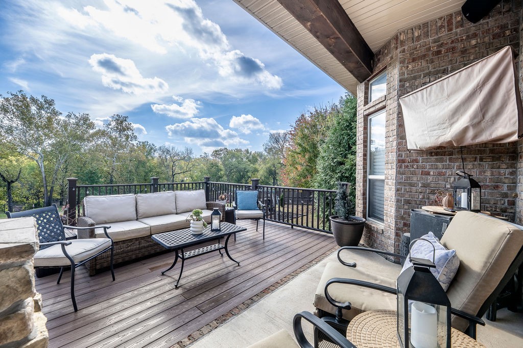 Waterford Estates At Hissom Ranch - Residential