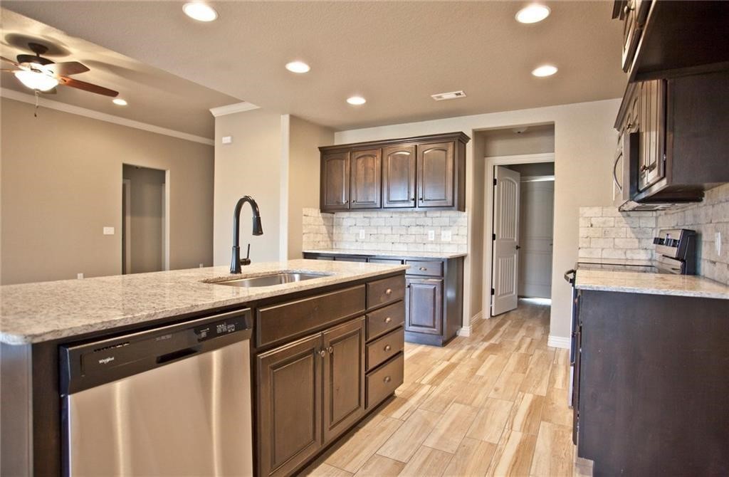 Silver Meadows Ph 1 2017 Highfill - Residential Lease