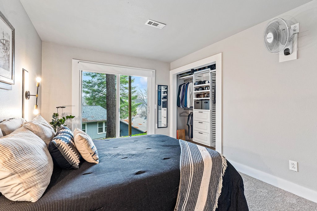 Townhouse Tct 3 A/K/A Drake Court Bvv - Residential