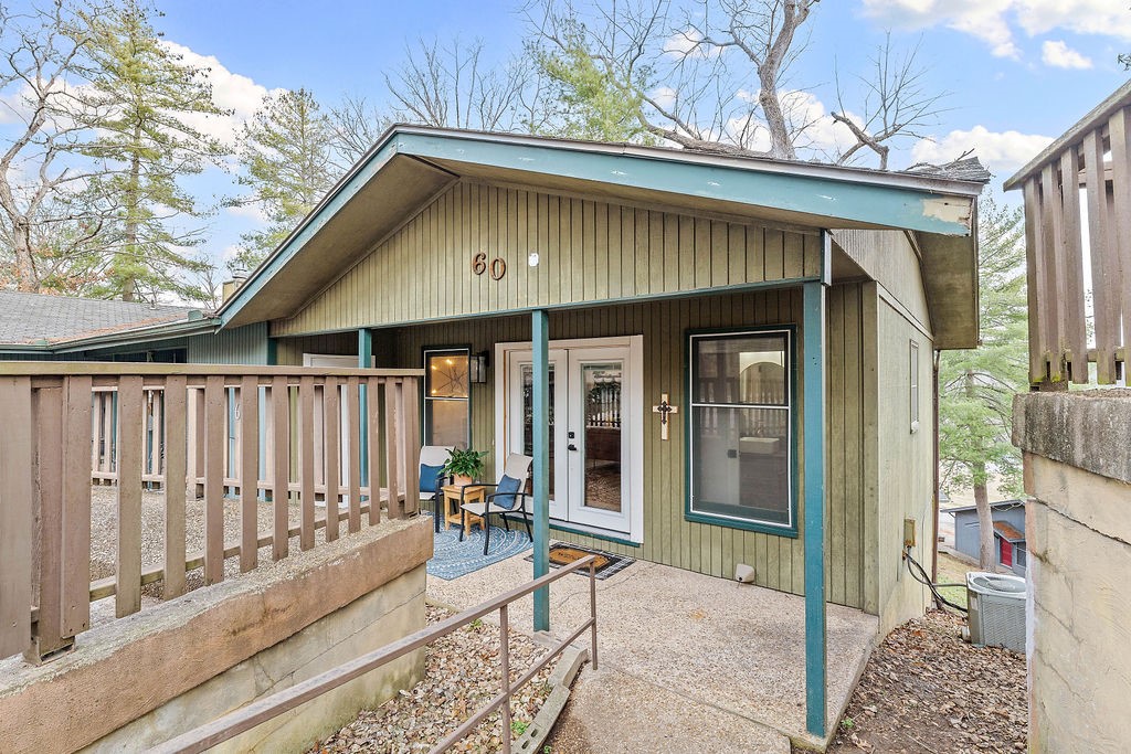 Townhouse Tct 3 A/K/A Drake Court Bvv - Residential