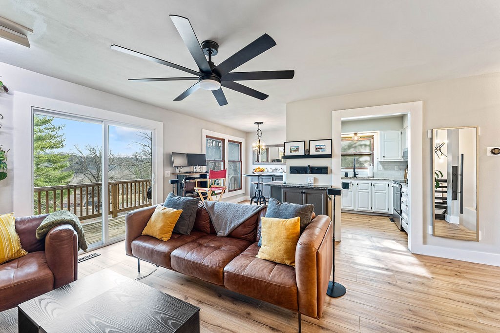 Townhouse Tct 3 A/K/A Drake Court Bvv - Residential