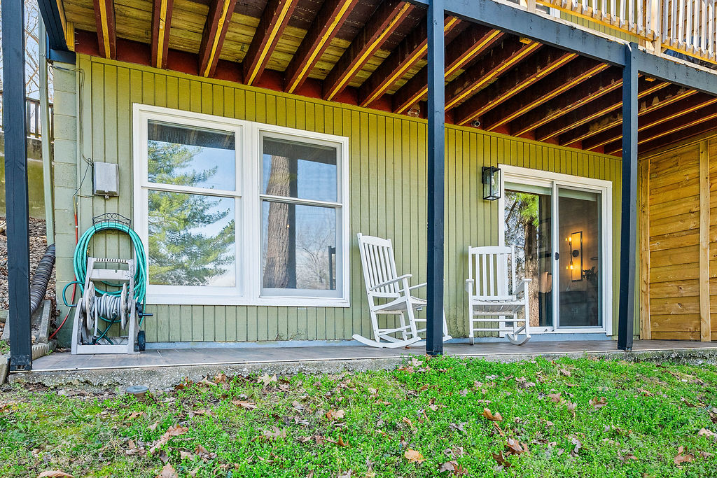 Townhouse Tct 3 A/K/A Drake Court Bvv - Residential