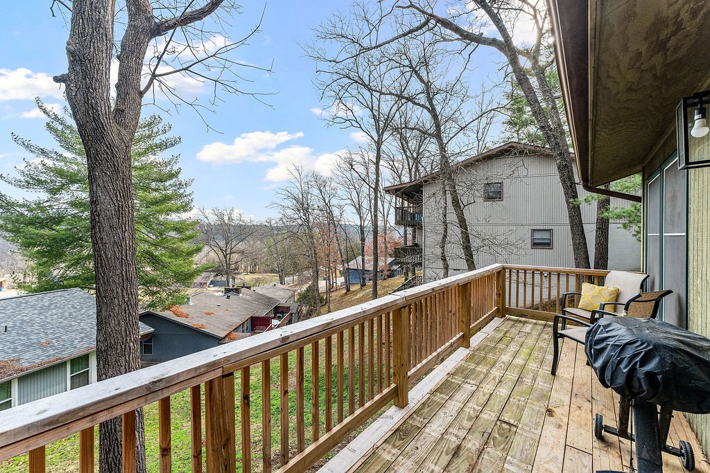 Townhouse Tct 3 A/K/A Drake Court Bvv - Residential