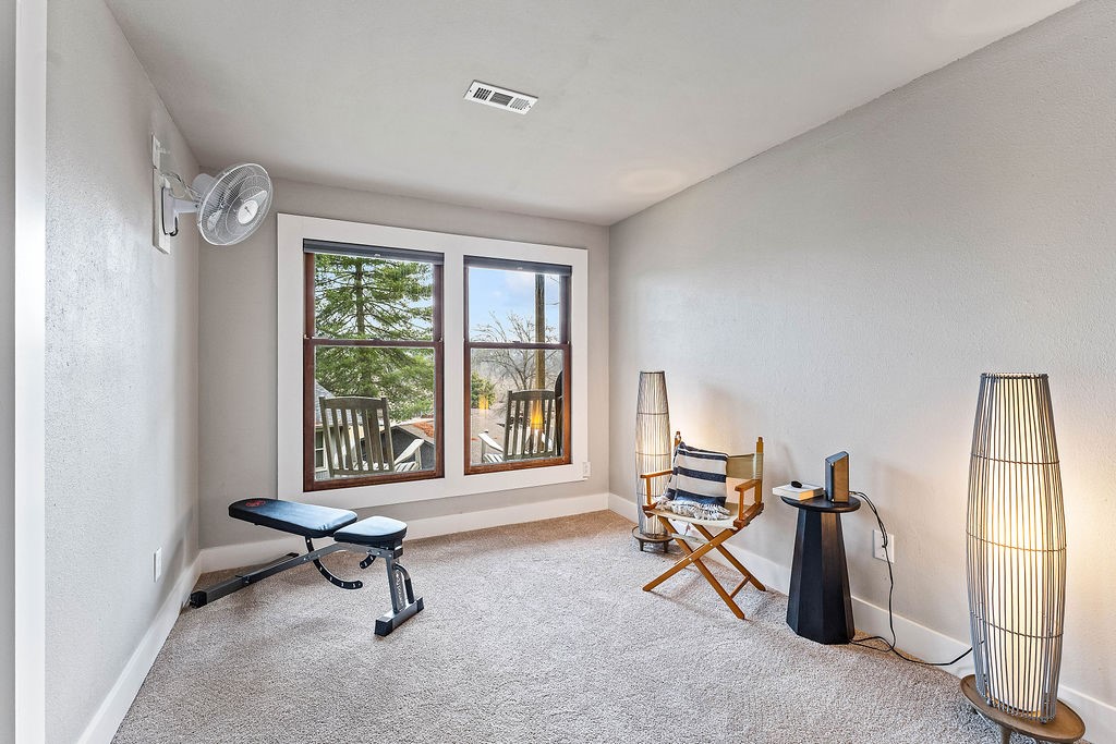 Townhouse Tct 3 A/K/A Drake Court Bvv - Residential