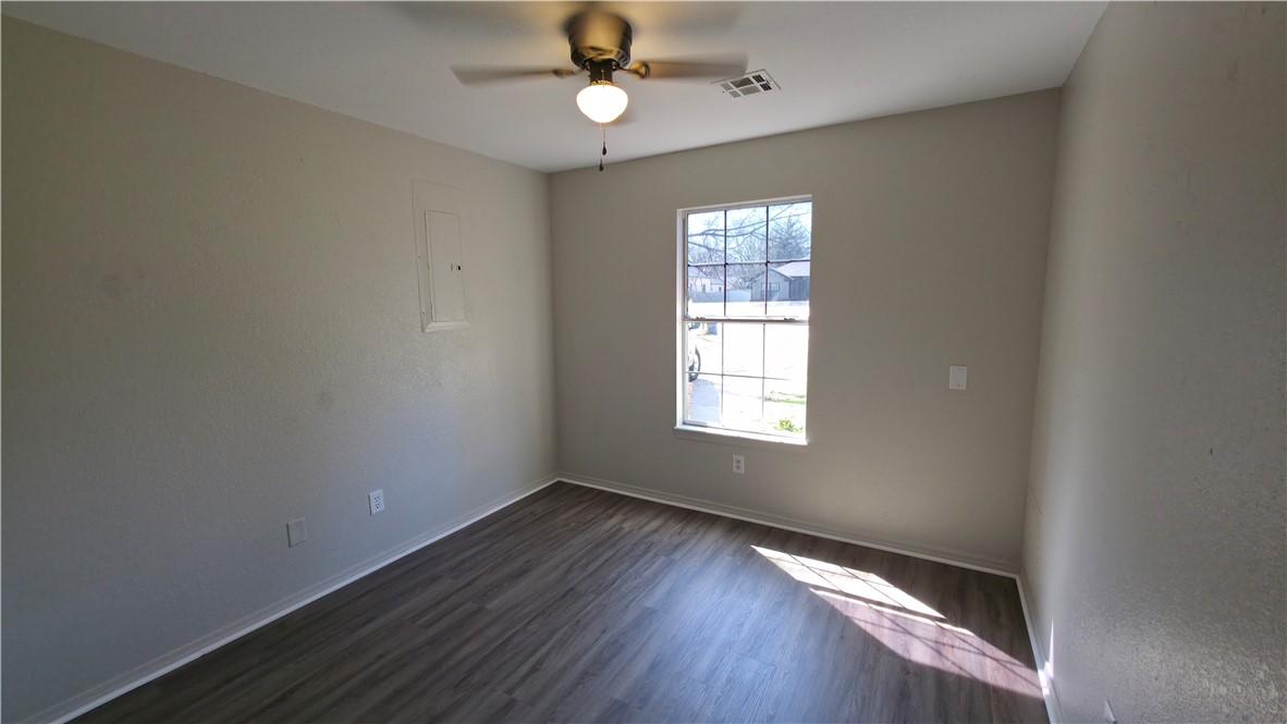 Hewitt Place Siloam Spgs - Residential