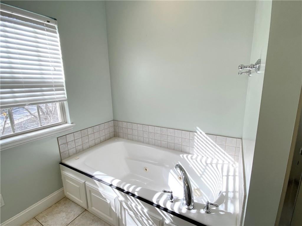 Saddlebrook Sub Bentonville - Residential Lease