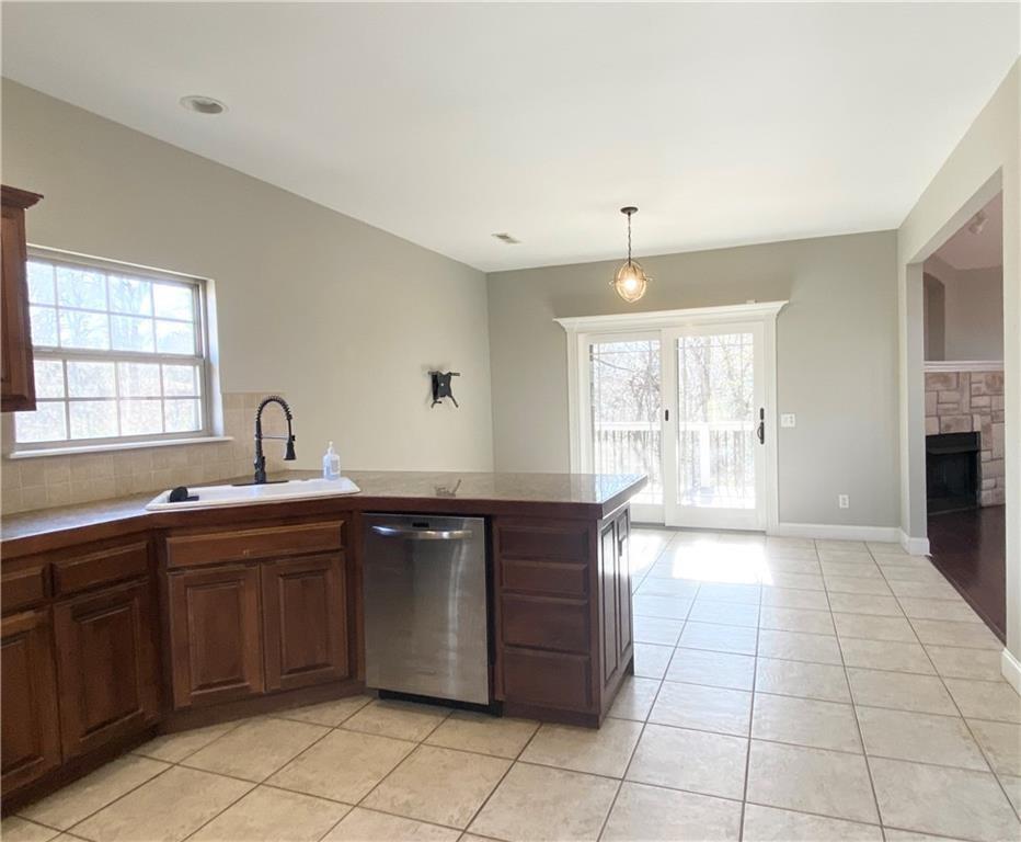 Saddlebrook Sub Bentonville - Residential Lease