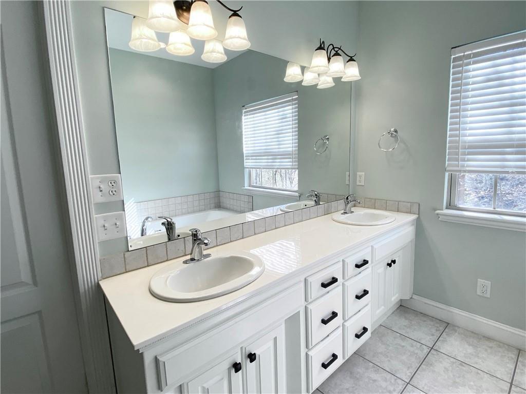 Saddlebrook Sub Bentonville - Residential Lease