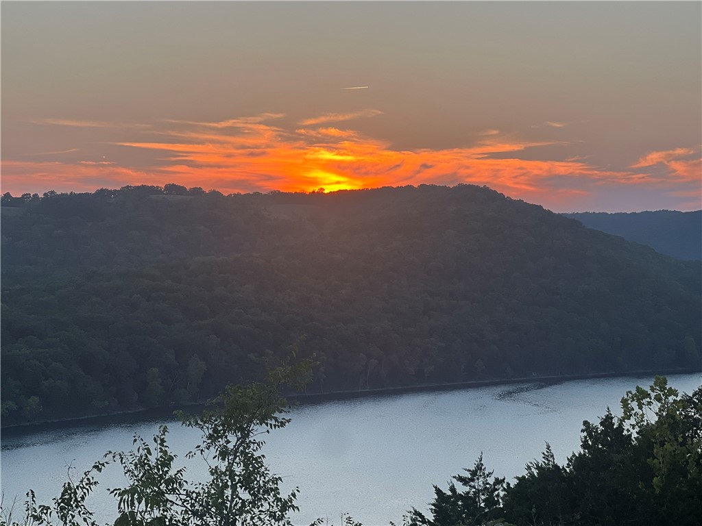 Unit 1 Holiday Island - Land