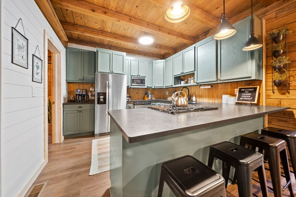 27-20-28-RURAL - Residential