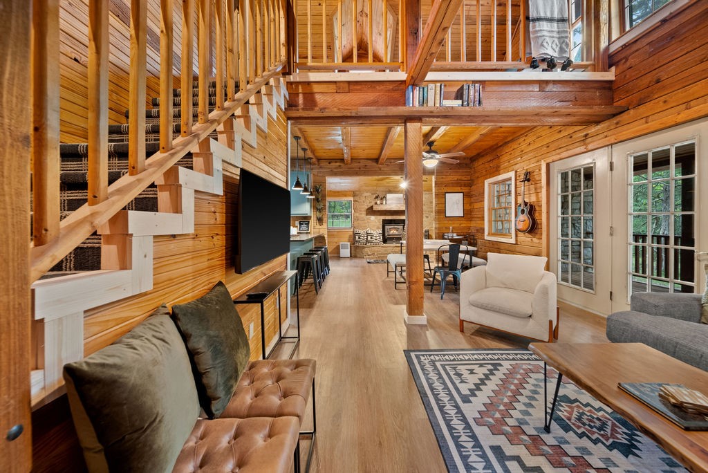 27-20-28-RURAL - Residential