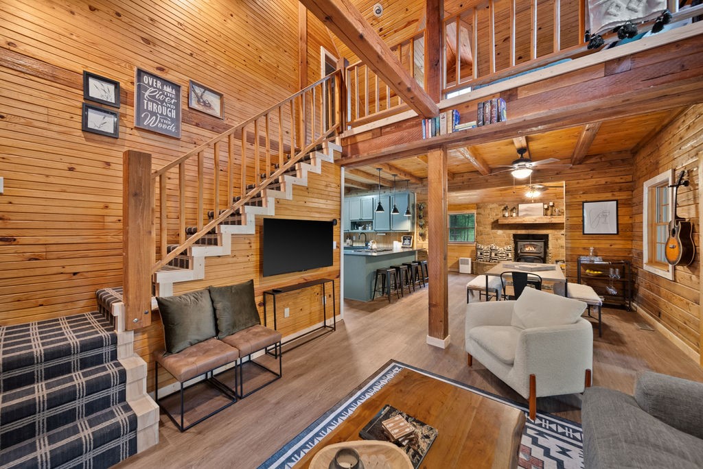 27-20-28-RURAL - Residential