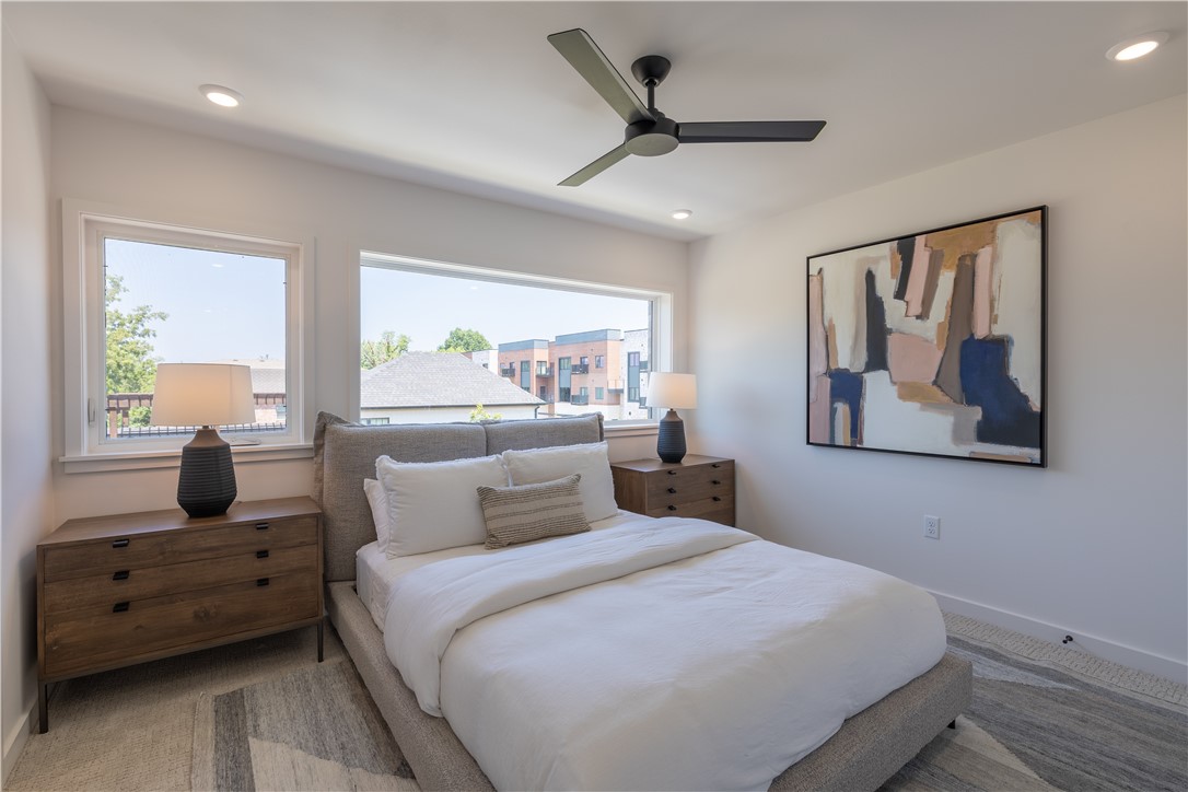 YOUNG'S ADD-BENTONVILLE - Residential