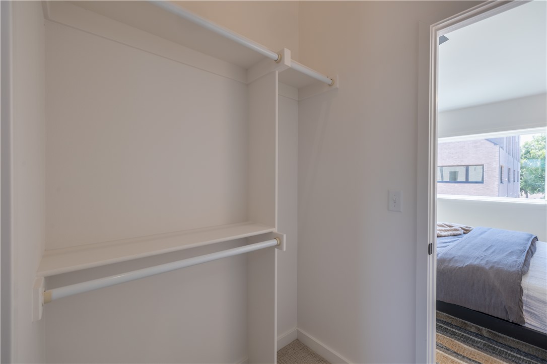 YOUNG'S ADD-BENTONVILLE - Residential