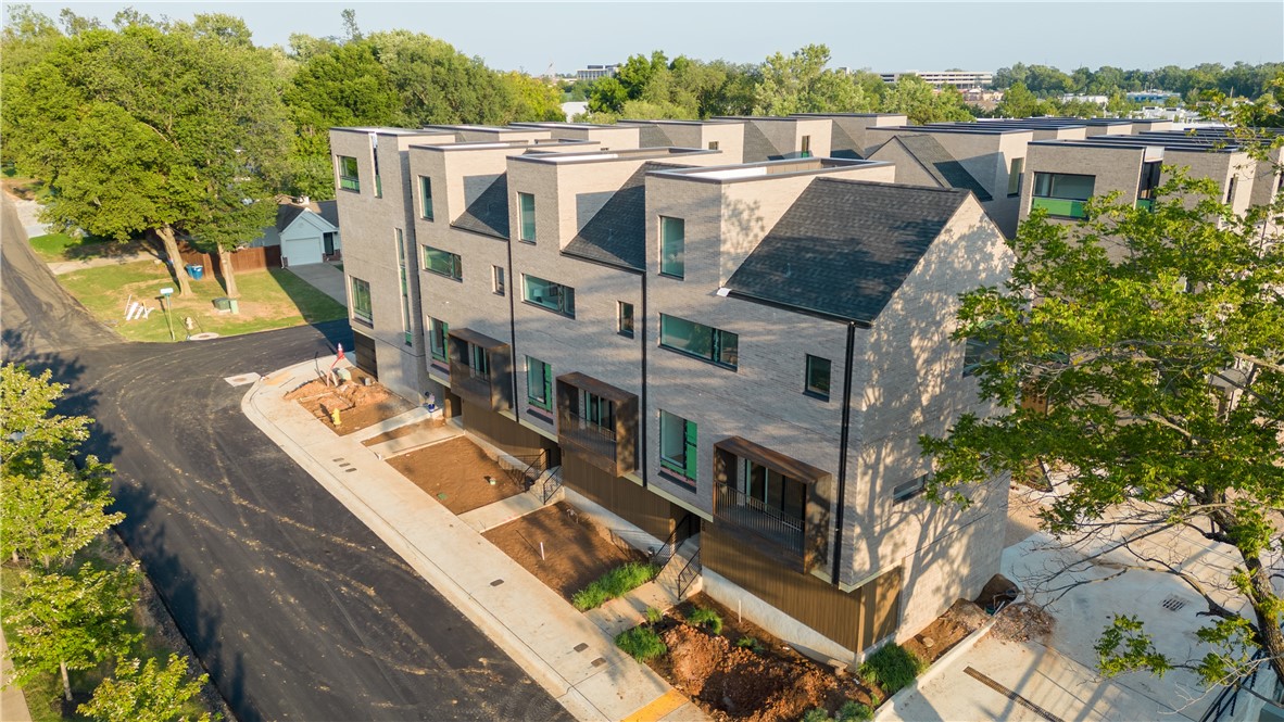 YOUNG'S ADD-BENTONVILLE - Residential