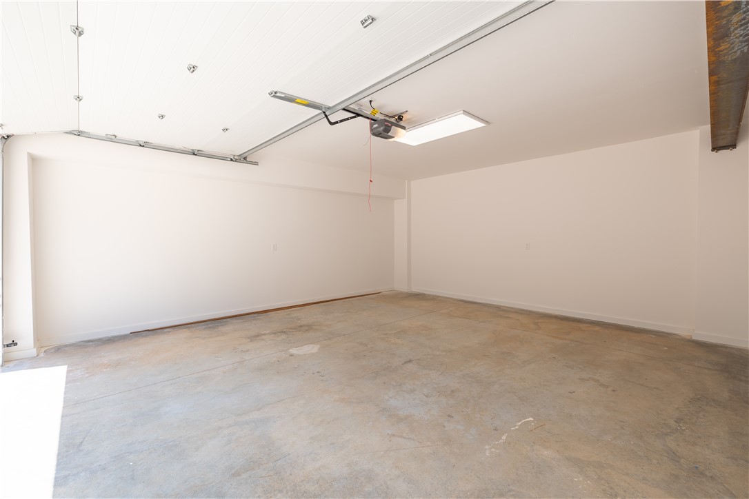 YOUNG'S ADD-BENTONVILLE - Residential