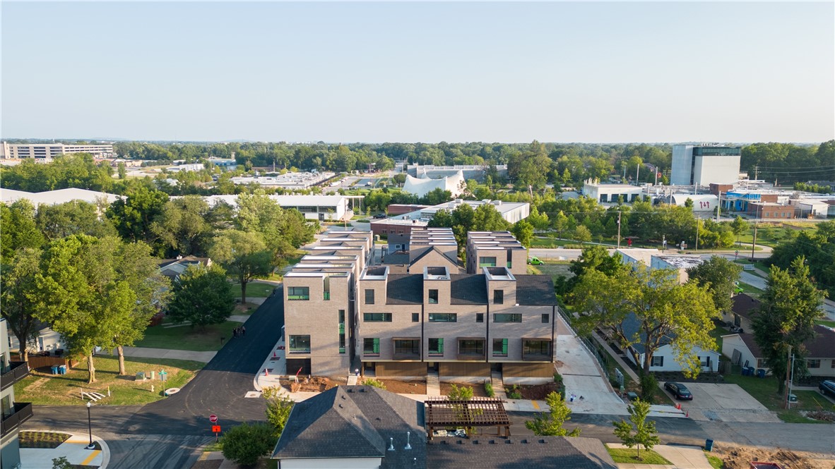 YOUNG'S ADD-BENTONVILLE - Residential