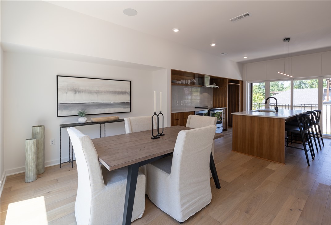 YOUNG'S ADD-BENTONVILLE - Residential