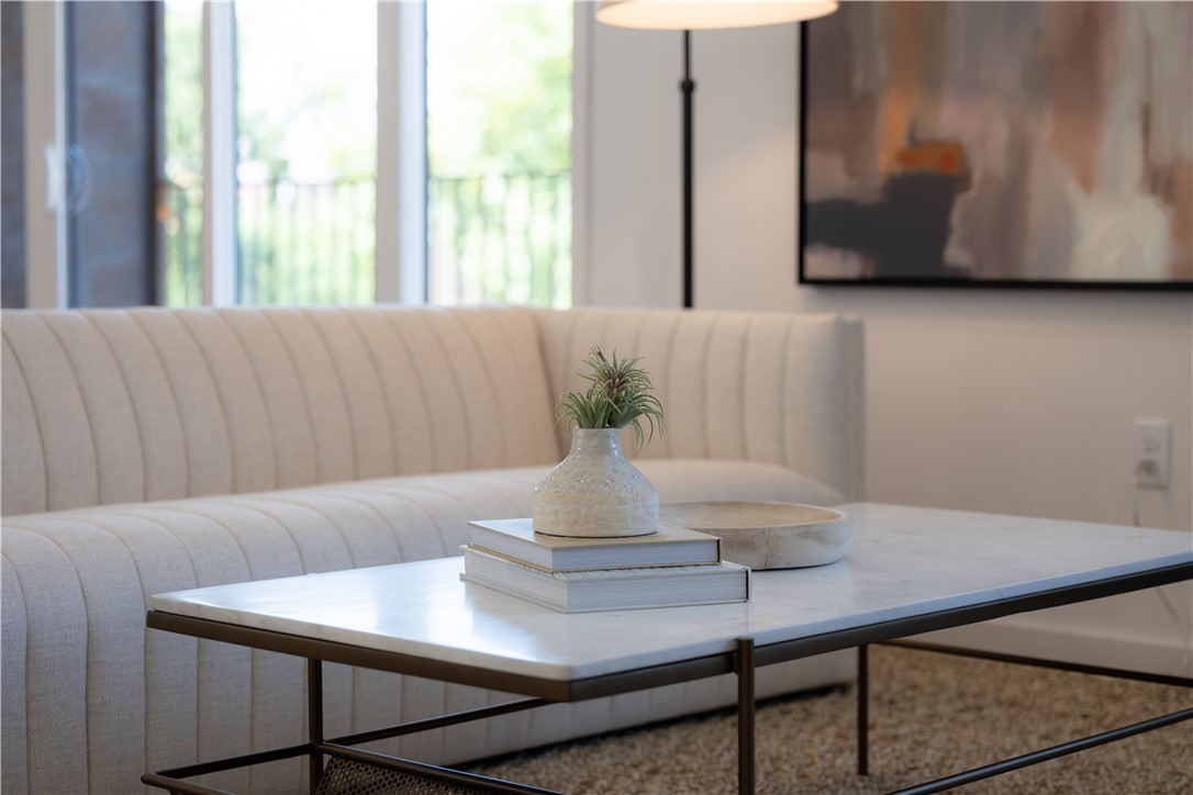 YOUNG'S ADD-BENTONVILLE - Residential