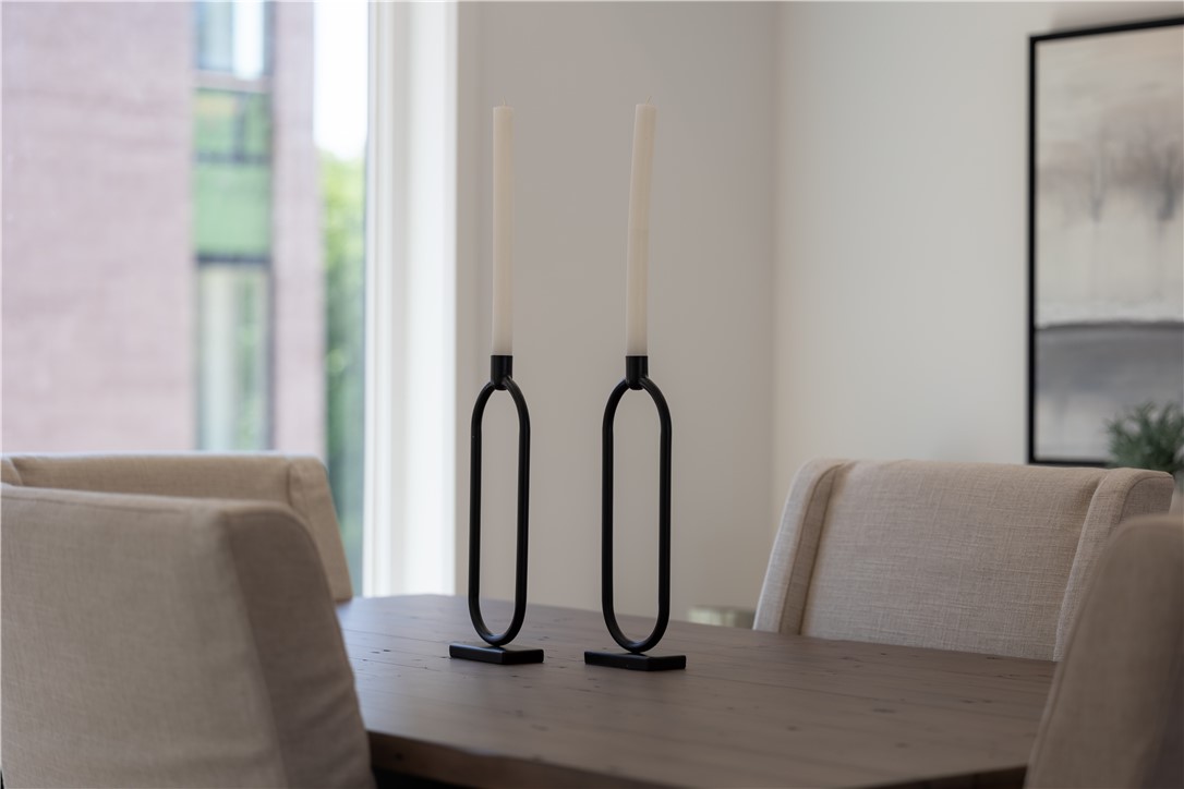 YOUNG'S ADD-BENTONVILLE - Residential