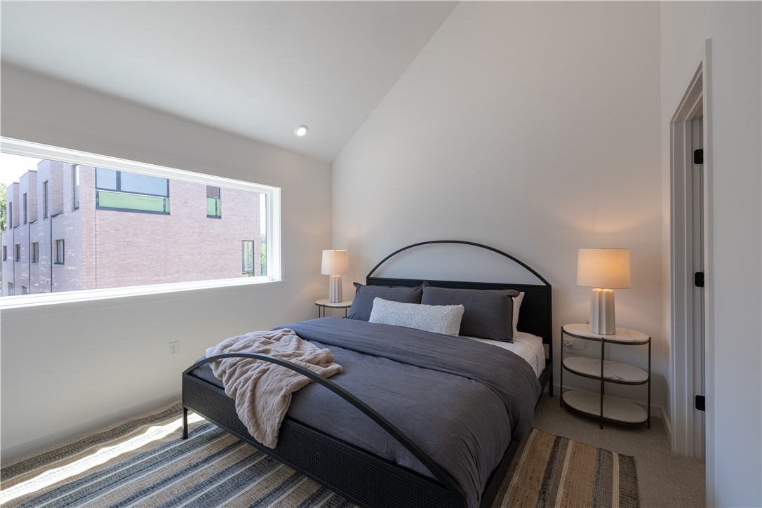 YOUNG'S ADD-BENTONVILLE - Residential