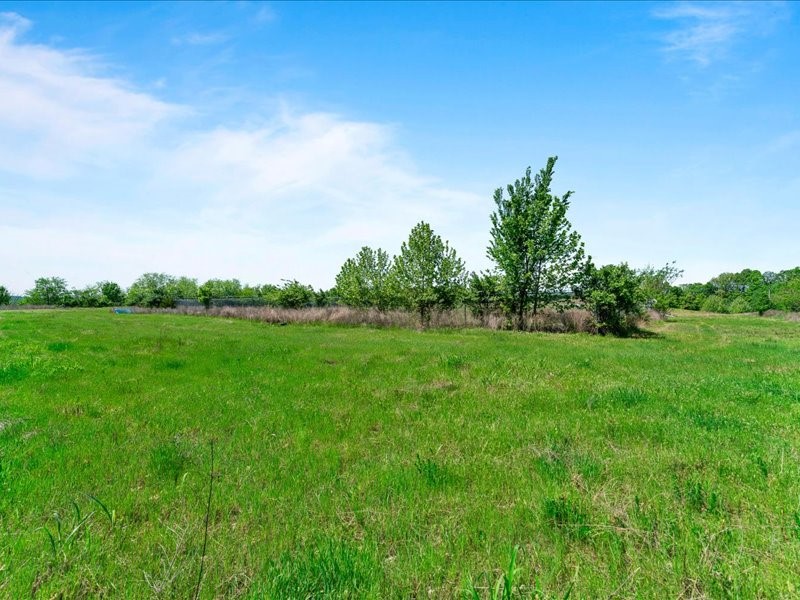 Johnson Outlots - Land