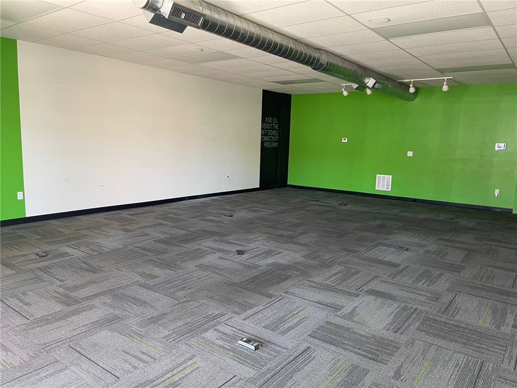 Fayetteville Outlots - Commercial Lease